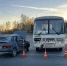 Автомобиль и автобус получили повреждения. - Новгородские Ведомости