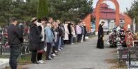 Настоятель храма иконы Божией Матери «Взыскание погибших» города Орла иерей Артемий Торопов совершил панихиду по воинам, павшим в ходе СВО на Аллее Славы Наугорского кладбища, 19 октября 2026 года - Орловская и Ливенская епархия