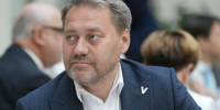 Распространение вейпов надо остановить в рамках всей агломерации, – Александр Бельский сообщил о внесении законопроекта о полном запрете на торговлю вейпами - Законодательное собрание