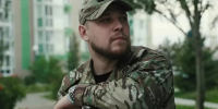 Первый канал показал историю ветерана СВО из Самарской области: отец воспитал воина, а сын увековечивает память погибших героев - Волга Ньюс