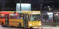 Автобус сбил самокатчика на улице Космонавтов - Gorod48.ru