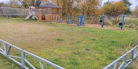 В Новоржеве благоустроили зону отдыха и спортплощадку по инициативе ТОС «Улица Победы» - Pln-Pskov.Ru