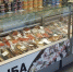 Судимый сахалинец выбил окно в магазине морепродуктов и вынес продукцию и выручку - News.Astv.Ru