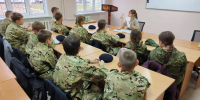 Фельдшером ФКУЗ МСЧ-42 ФСИН России Ткаченко Полиной Анатольевной проведено познавательно игровое занятие с курсантами ВПК Пересвет на тему: «Здоровым быть модно» - ГУФСИН по Кемеровской области