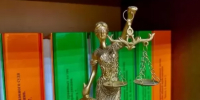 В Омске мужчину будут судить за избиение 12-летнего пасынка ремнём - Om1.Ru
