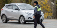 Пьяный водитель внедорожника в Михайловске пытался убежать от сотрудников ДПС - ИА Победа 26