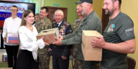 Акция «Посылка солдату» объединила великолучан - Газета Великолукская правда