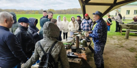 Росгвардеец организовал выставку на военно-патриотическом мероприятии в Бородино - Рузский городской округ