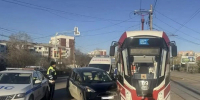 В Улан-Удэ пассажирке трамвая после ДТП потребовалась помощь медиков - ИА Байкал-Daily