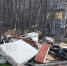 свалка мусора возле контейнеров - ИА Nord-News.Ru