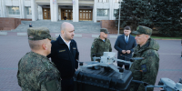 В Самаре губернатор передал спецтехнику для участников СВО и бойцов отряда «БАРС – Крылья» - TLT.Ru