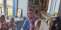 Продолжаются занятия в Детской воскресной школе при храме в с.Октябрьское Стерлитамаского р-на - Уфимская Епархия