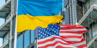 Axios: США на переговорах в РФ хотят возобновить трехсторонние консультации по Украине - M24.Ru