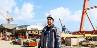 «Я создаю флот нашей страны»: слесарю-судоремонтнику в Находке помогают с обучением и жильём - Администрация Приморского края