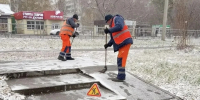66 единиц техники вывели на улицы Барнаула из-за гололеда - Комсомольская Правда