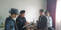 В Новосибирске приставы принудительно выселили незаконных жильцов из чужой квартиры - УФССП Новосибирской области