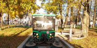 За сутки с улиц Вологды убрали 67 кубометров листвы и 10 кубометров смёта - OnlineVologda.Ru