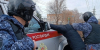В Новосибирске мужчина избил жену с ребенком на руках - КП-Новосибирск