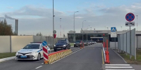 Кортеж Уиткоффа и Дмитриева прибыл в Константиновский дворец в Петербурге - M24.Ru