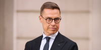 Песков заявил, что РФ оценит конструктивность вклада Стубба в украинское урегулирование - M24.Ru