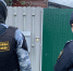 В Параньге отец грудью встал на защиту сына от приставов, но просчитался - Pg12.Ru