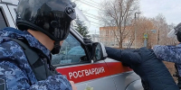 Муж избил жену на глазах у ребенка в Новосибирске: что известно о семье - Сибкрай.ru