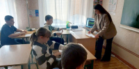 Воспитанники Червонопартизанской школы-интернат изучают 3D-технологии с помощью ИИ - Администрация города Свердловска и Свердловского района