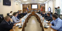 Сто лучших студентов вузов и сузов удостоены стипендии муниципалитета - Городская Дума