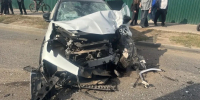 В Астрахани у ТЦ автобус с пассажирами попал в жесткую аварию, пострадали семь человек - Сетевое издание Арбуз