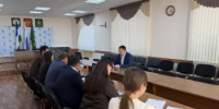 На «Часе предпринимателя» обсудили реконструкцию магазина - Бакалинский район