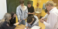 Девятиклассники из Волхова проверили себя на знание ПДД - SyasNews.Ru