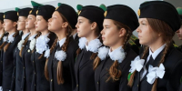 Первый кадетский класс девочек принял присягу в курганской школе № 23 - Область 45