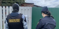 В Марий Эл отец, защищая своего сына от приставов, сам стал нарушителем - Марийская правда