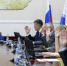 Заседание проводит Матвей Чупров, председатель постоянной комиссии по государственной политике, делам ненецкого и других малочисленных народов Севера / Фото Екатерины Эстер - Няръяна вындер