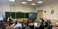 В школах № 4 и № 49 15 и 16 октября прошли краеведческие уроки на тему «Кто здесь жил?: коренные народы Прибайкалья»! - Город Слюдянка