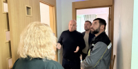 Алексей Далецкий провёл выездную встречу по обращению жительницы Красной Поляны - Городское Собрание