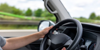 Водители смогут отдыхать на дорогах: новый Cadillac будет действовать автономно - Вести Подмосковья