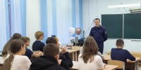 Заместитель руководителя следственного отдела по городу Кандалакше СУ СК России Мурманской области провел профилактическую беседу со школьниками - Следственный комитет