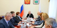 Власти НАО предложили Почте России организовать дополнительные рейсы на восток и запад округа - Губернатор НАО
