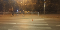 В Волгограде мотоциклист снес школьницу на пешеходном переходе и скрылся - Комсомольская правда