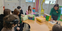Фото. В центре адаптивной культуры учащиеся познакомились с литературой специальных форматов для людей с ограниченными возможностями здоровья. - ЦГБ Нижнего Тагила