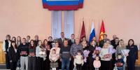 В Клинцах передали награды семьям погибших участников СВО - БрянскToday.Ru