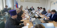 Духовную и материальную поддержку семей обсудили в региональной общественной палате - Архангельская епархия