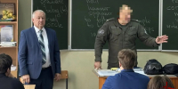 В Липецке сотрудник СОБР «Феникс» рассказал учащимся многопрофильного лицея о специфике службы в спецподразделении Росгвардии - Росгвардия