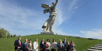 В честь 81-й годовщины Победы в Великой Отечественной войне состоялось торжественное возложение цветов к памятным местам воинской славы. - Центральный районный суд