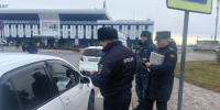 В аэропорту Абакана прошла облава на таксистов-нелегалов - Агентство Информационных Сообщений