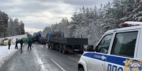 На трассе в Нижнеудинском районе столкнулись три большегруза - КП-Иркутск