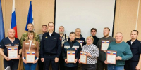 В Усть-Илимске поощрили членов добровольной народной дружины и казаков за помощь в охране правопорядка - Администрация г. Усть-Илимск