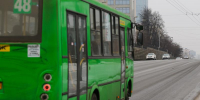 Автобус с детьми попал в аварию в Екатеринбурге - EaNews.Ru