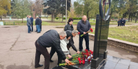 Енакиевские партийцы почтили память павших воинов в День белых журавлей - ЛДПР